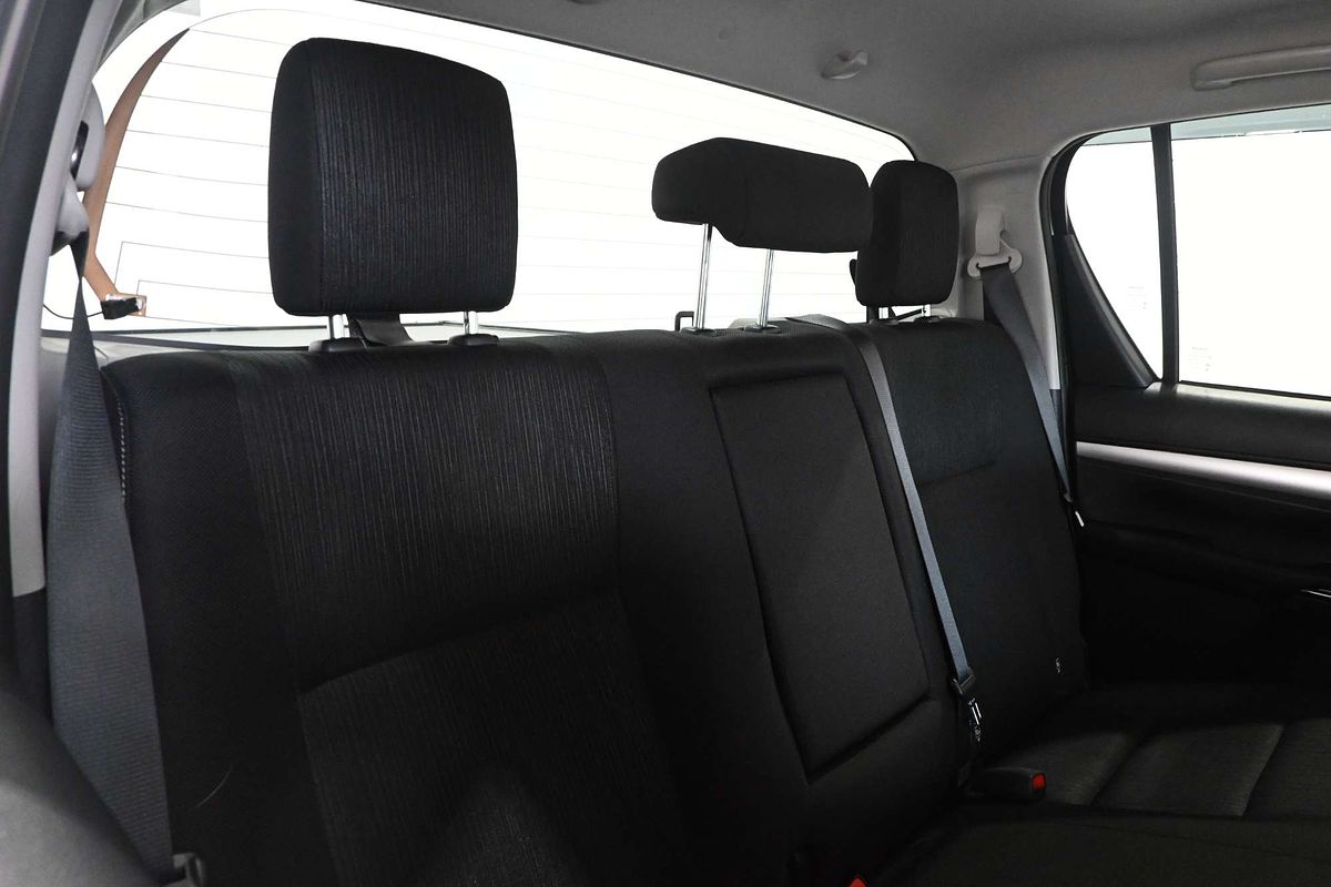2023 Toyota Hilux SR5 GUN126R 4X4