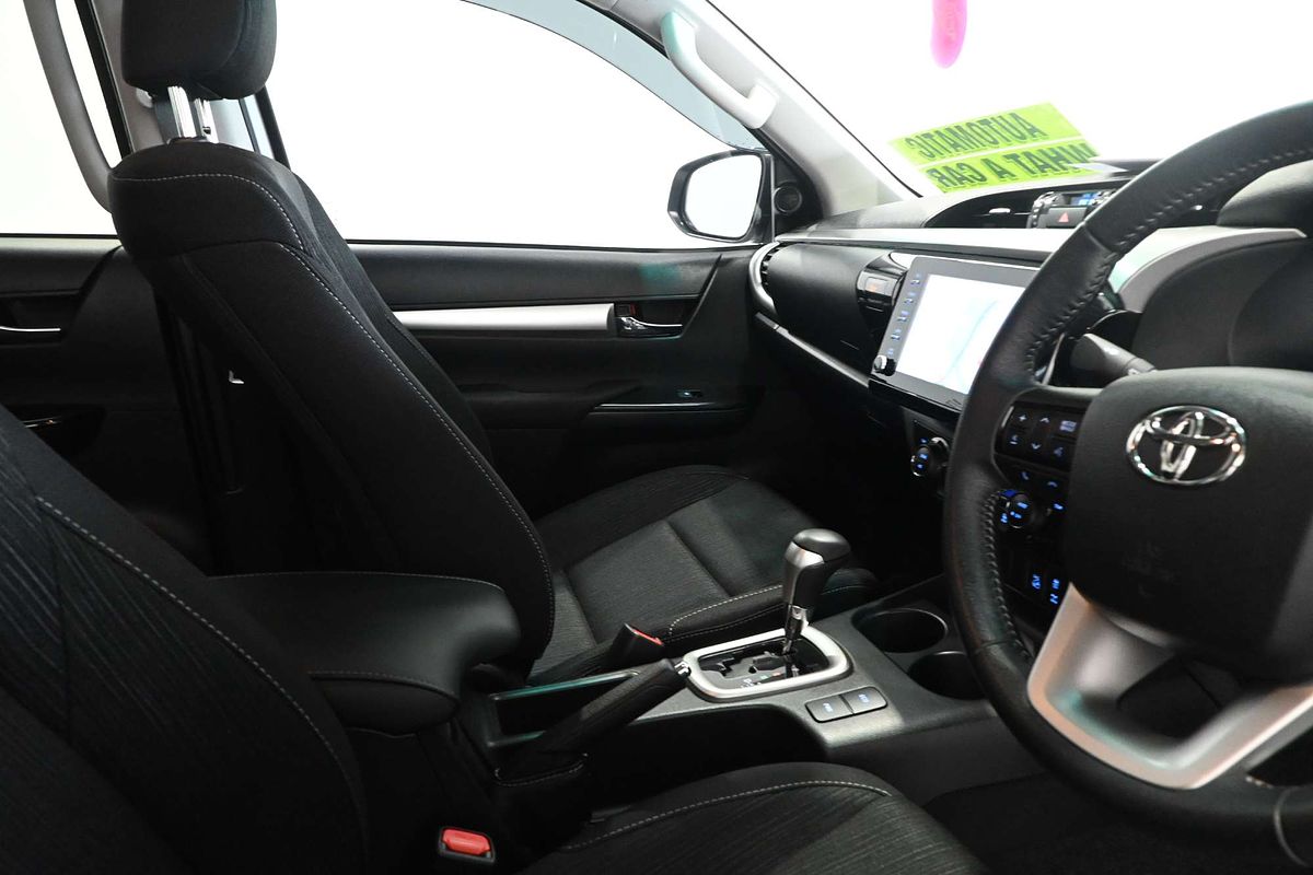 2023 Toyota Hilux SR5 GUN126R 4X4