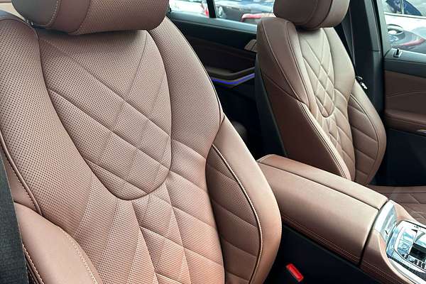 2023 BMW X5 xDrive40i M Sport G05 LCI
