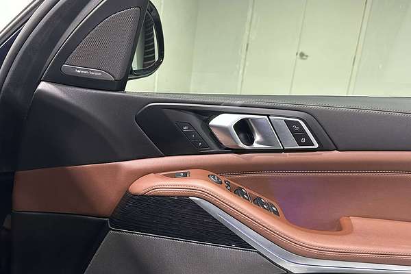 2023 BMW X5 xDrive40i M Sport G05 LCI