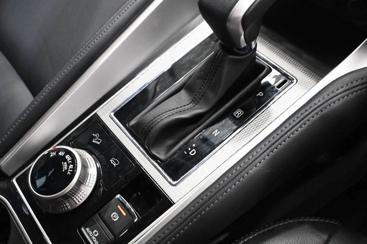 2023 Mitsubishi Pajero Sport GLS QF