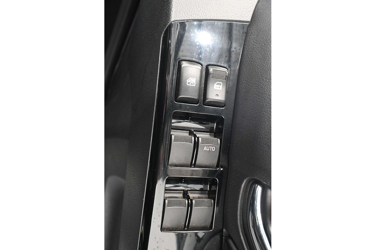 2019 Isuzu MU-X LS-T