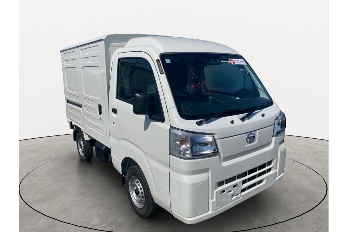 2025 Daihatsu Hijet S500