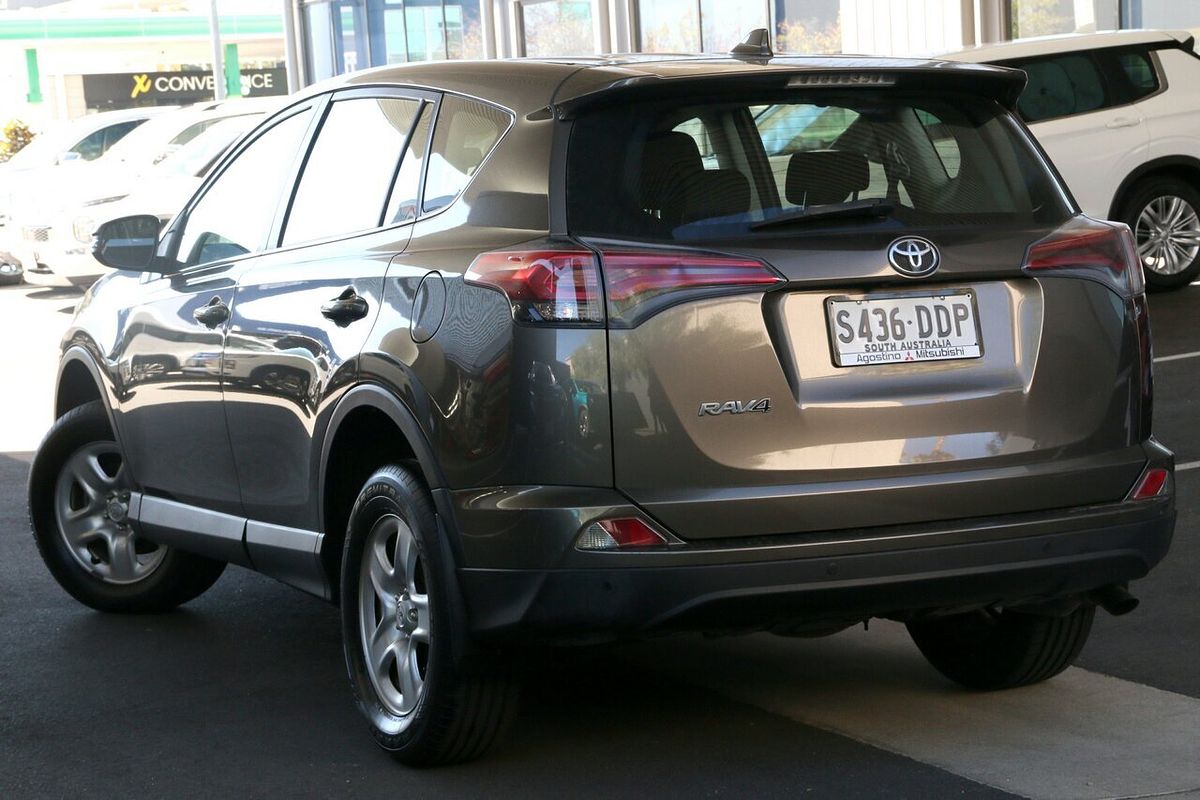 2016 Toyota RAV4 GX ZSA42R