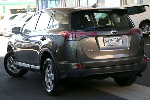 2016 Toyota RAV4 GX ZSA42R