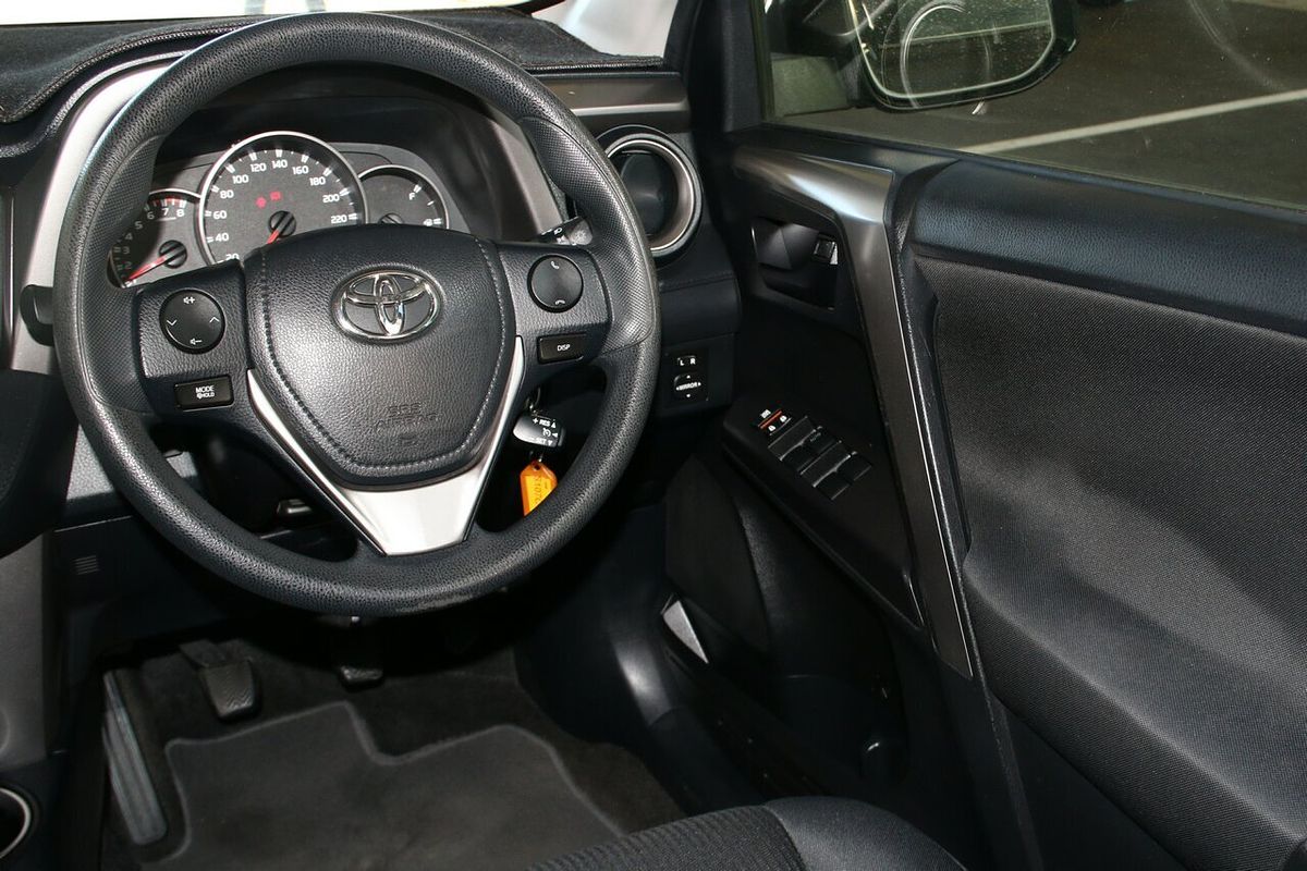 2016 Toyota RAV4 GX ZSA42R