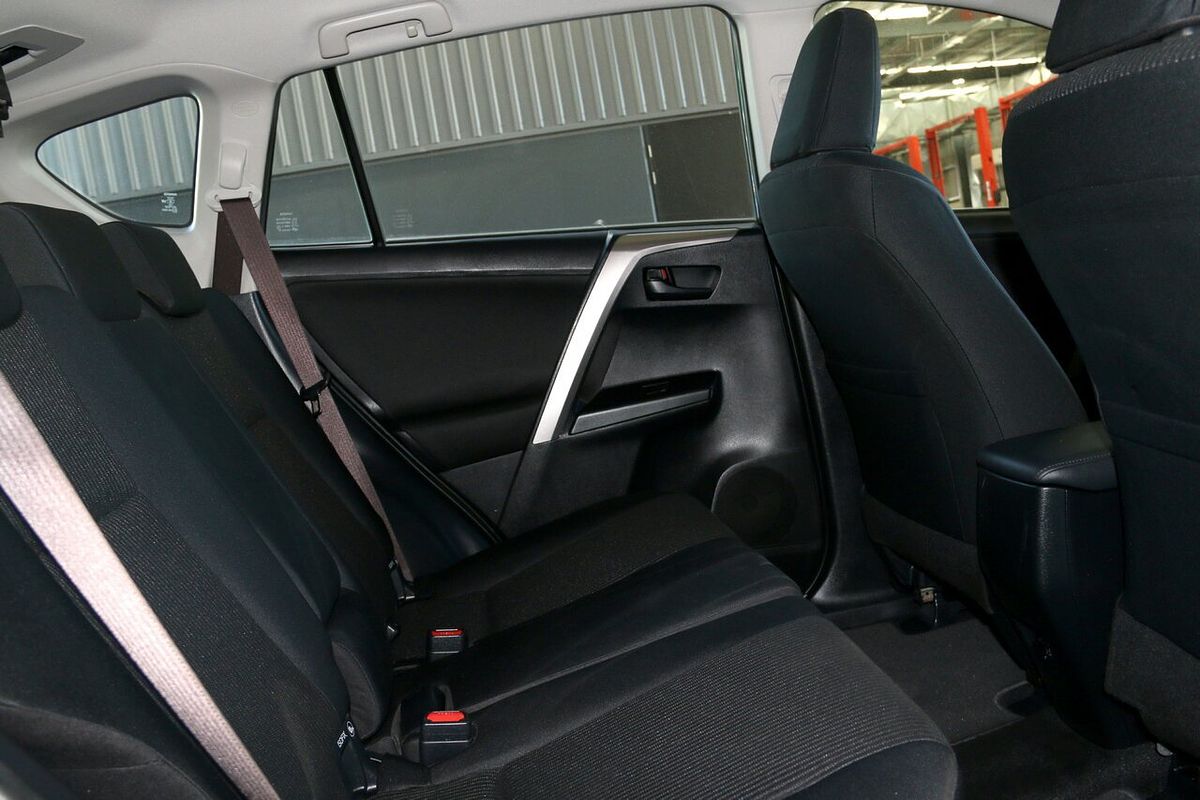2016 Toyota RAV4 GX ZSA42R