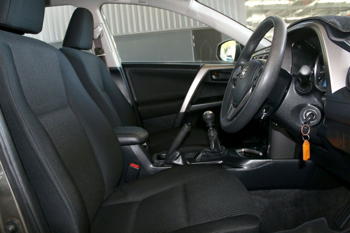 2016 Toyota RAV4 GX ZSA42R