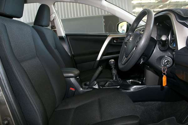 2016 Toyota RAV4 GX ZSA42R