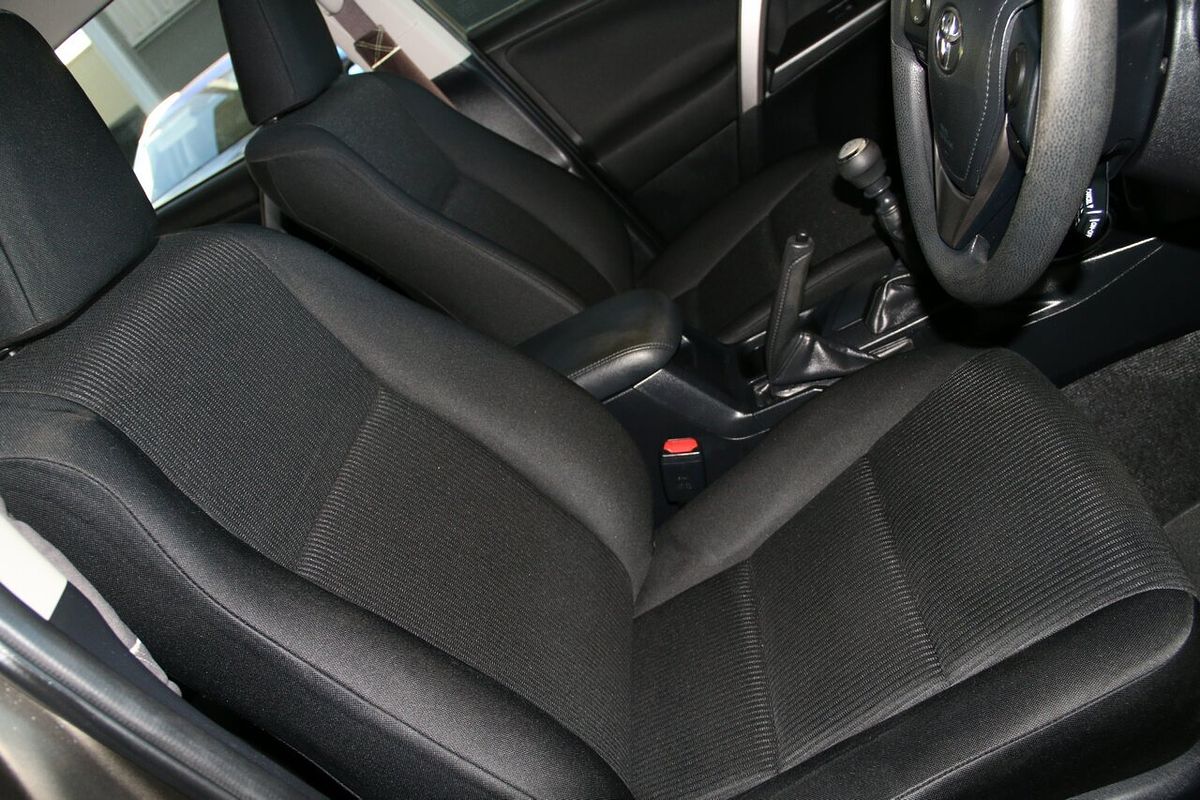 2016 Toyota RAV4 GX ZSA42R