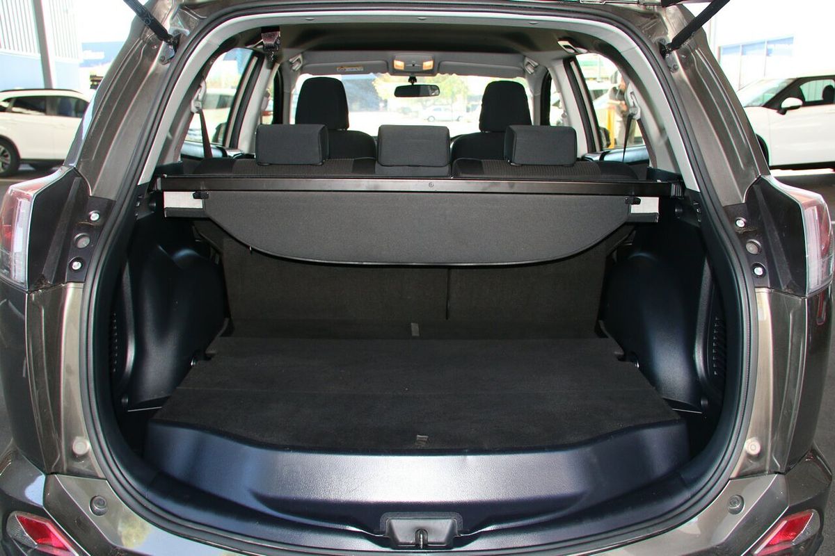 2016 Toyota RAV4 GX ZSA42R