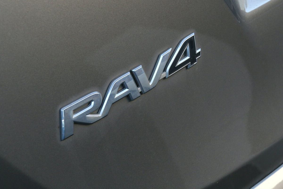 2016 Toyota RAV4 GX ZSA42R