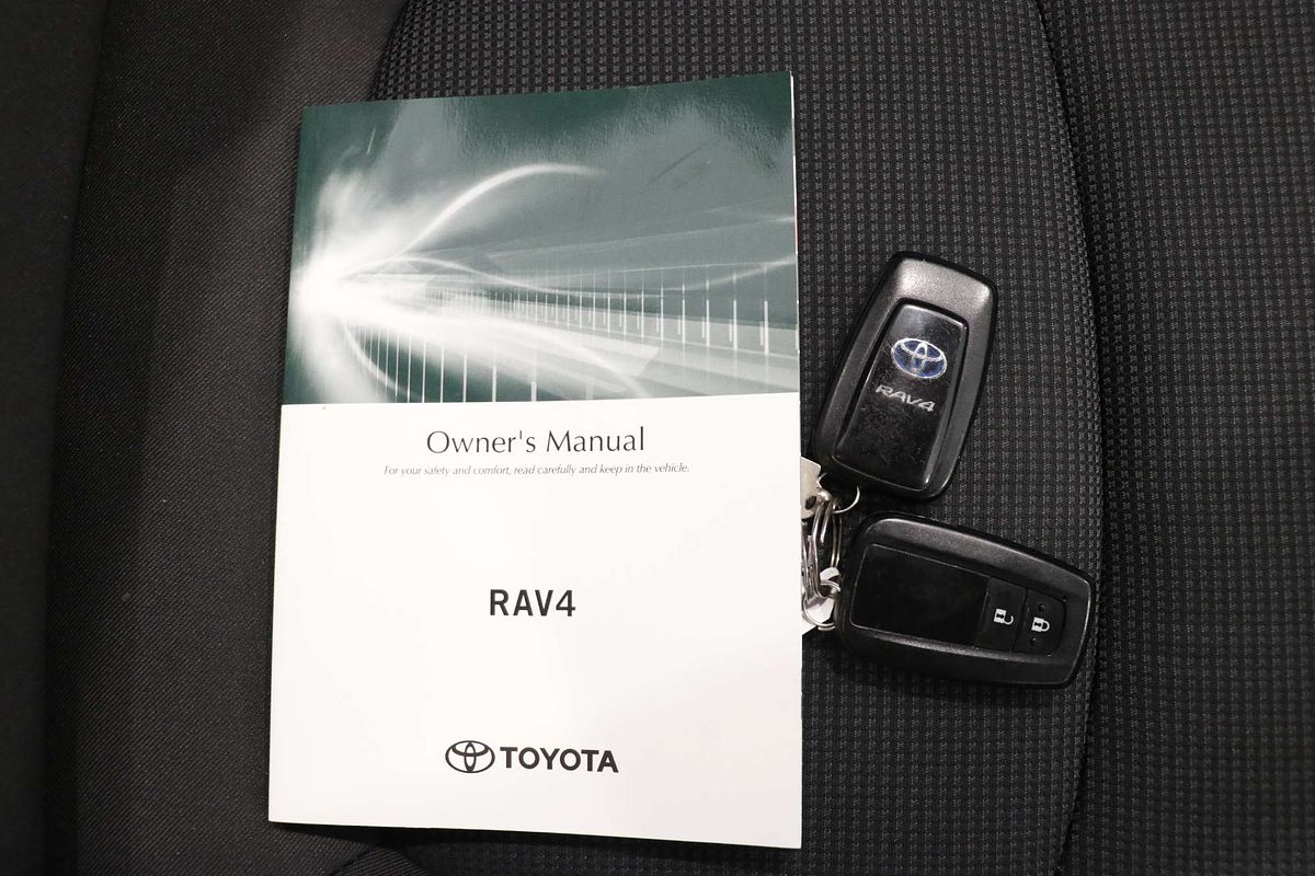 2021 Toyota RAV4 GX AXAH54R