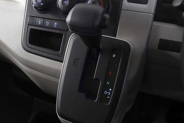 2023 Toyota Hiace GDH320R