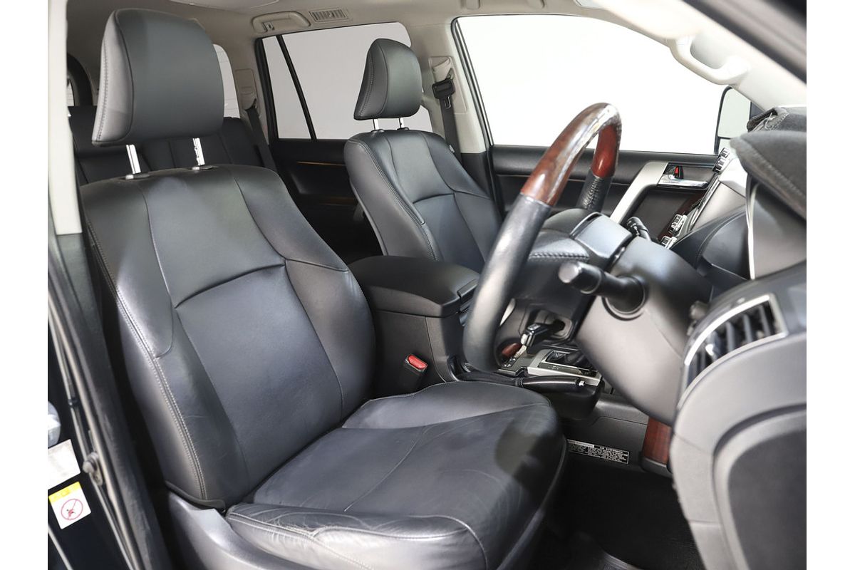 Prado Kakadu 2.8L T Diesel Automatic Wagon 4C78720 001