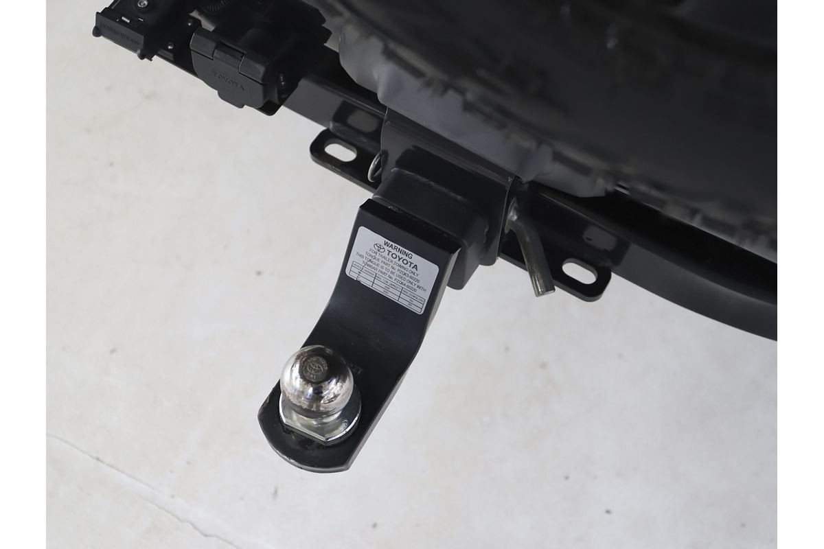 Prado Kakadu 2.8L T Diesel Automatic Wagon 4C78720 001