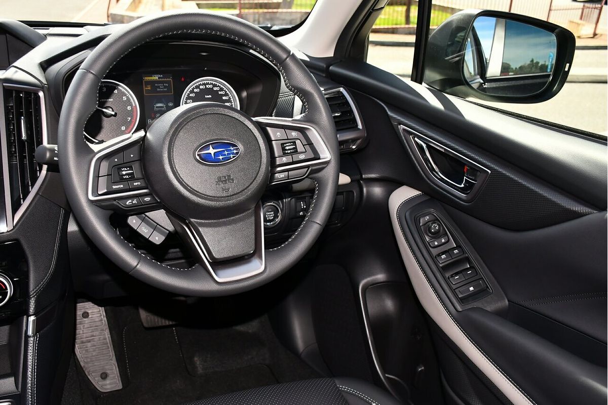 2024 Subaru Forester 2.5i Luxury Special Edition S5
