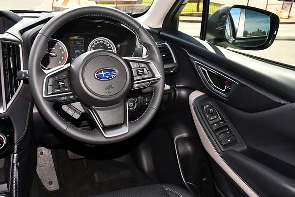 2024 Subaru Forester 2.5i Luxury Special Edition S5