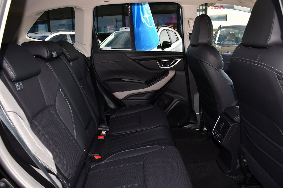 2024 Subaru Forester 2.5i Luxury Special Edition S5