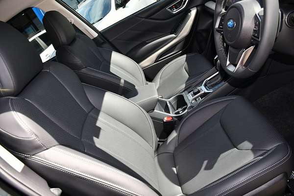 2024 Subaru Forester 2.5i Luxury Special Edition S5