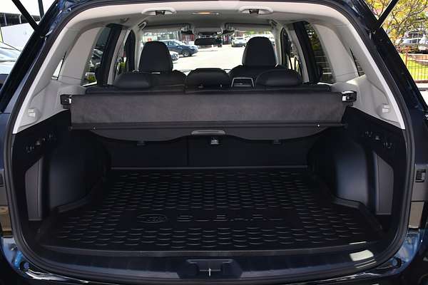 2024 Subaru Forester 2.5i Luxury Special Edition S5