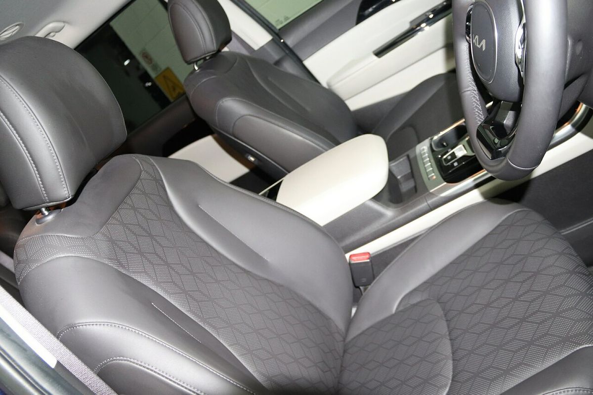 2022 Kia Carnival SLi KA4
