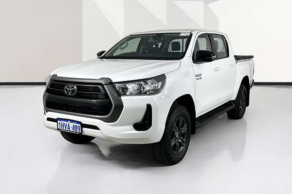 2023 Toyota HILUX SR (4x4) GUN126R 4X4