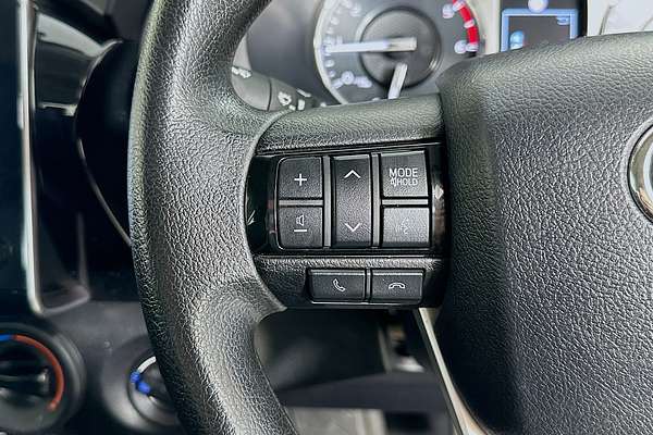 2023 Toyota HILUX SR (4x4) GUN126R 4X4