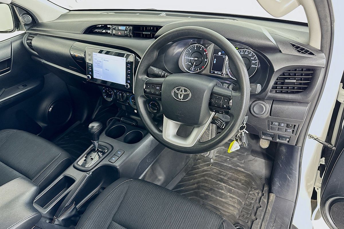 2023 Toyota HILUX SR (4x4) GUN126R 4X4