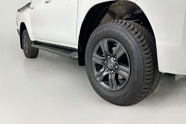 2023 Toyota HILUX SR (4x4) GUN126R 4X4