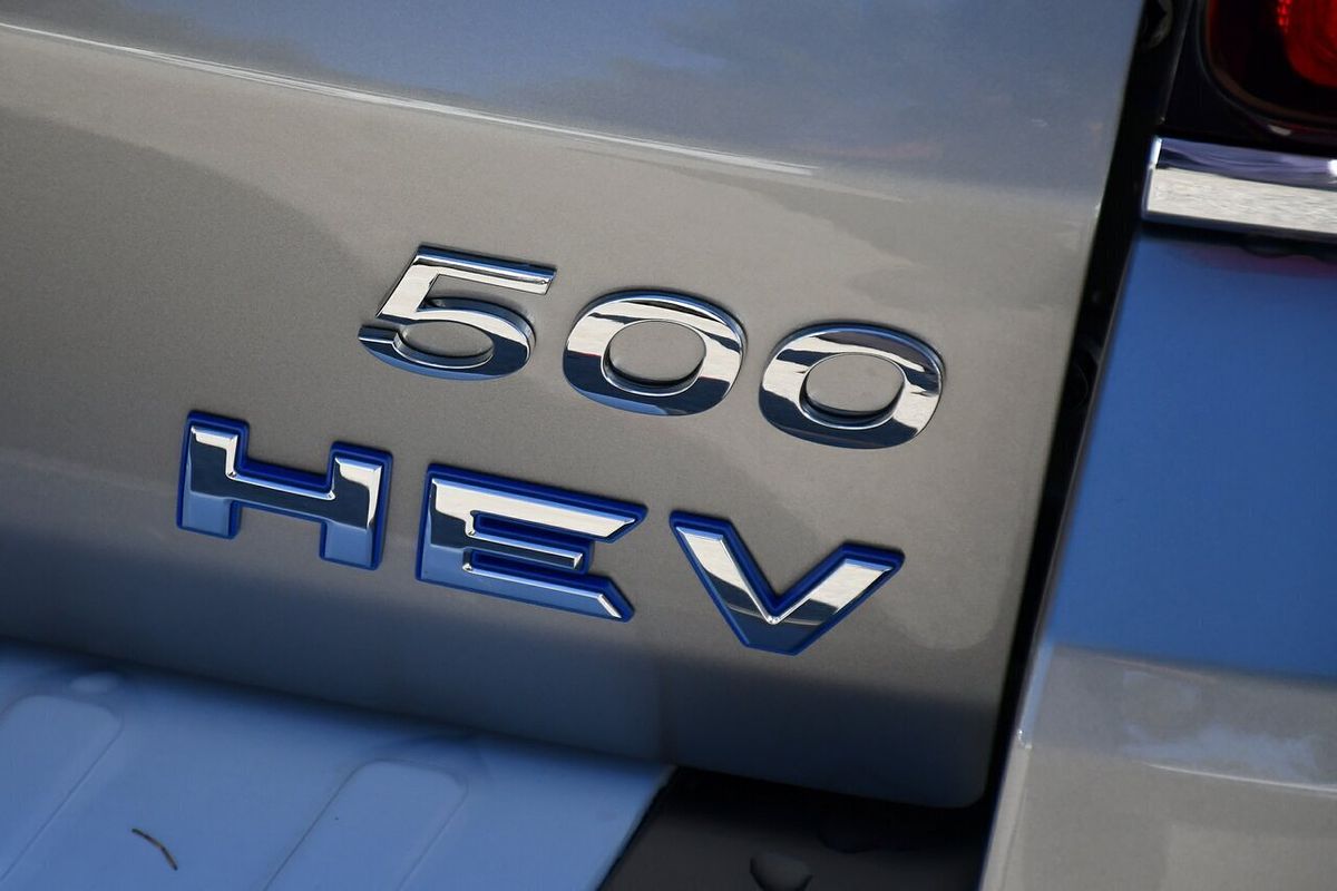 2024 GWM Tank 500 Lux Hybrid P03
