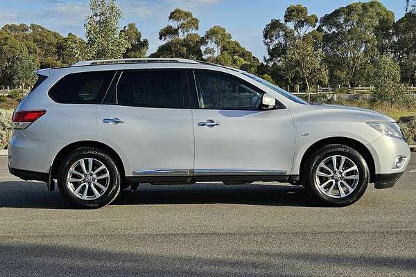 2015 Nissan Pathfinder ST-L (4x2) R52 MY15