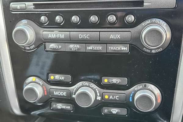 2015 Nissan Pathfinder ST-L (4x2) R52 MY15