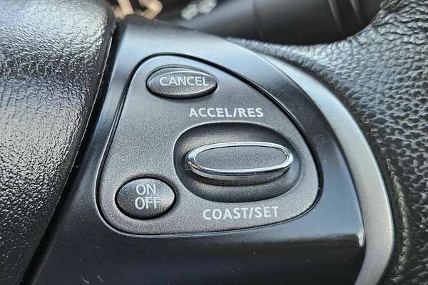 2015 Nissan Pathfinder ST-L (4x2) R52 MY15
