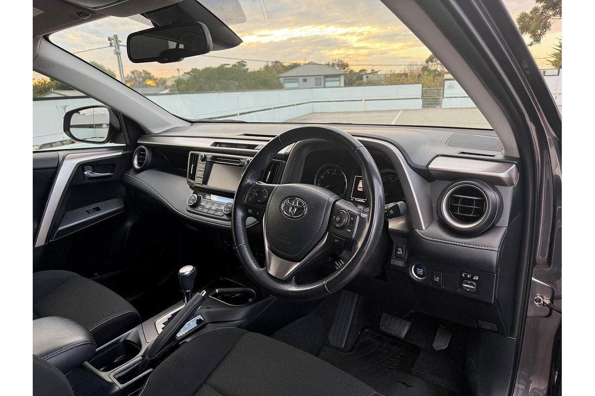 2018 Toyota RAV4 GXL ASA44R