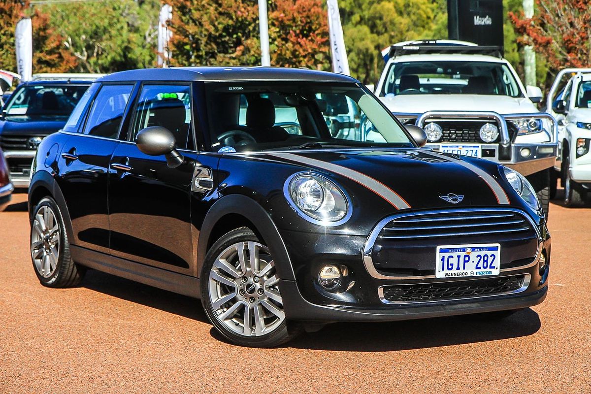 2017 MINI Hatch Cooper F55
