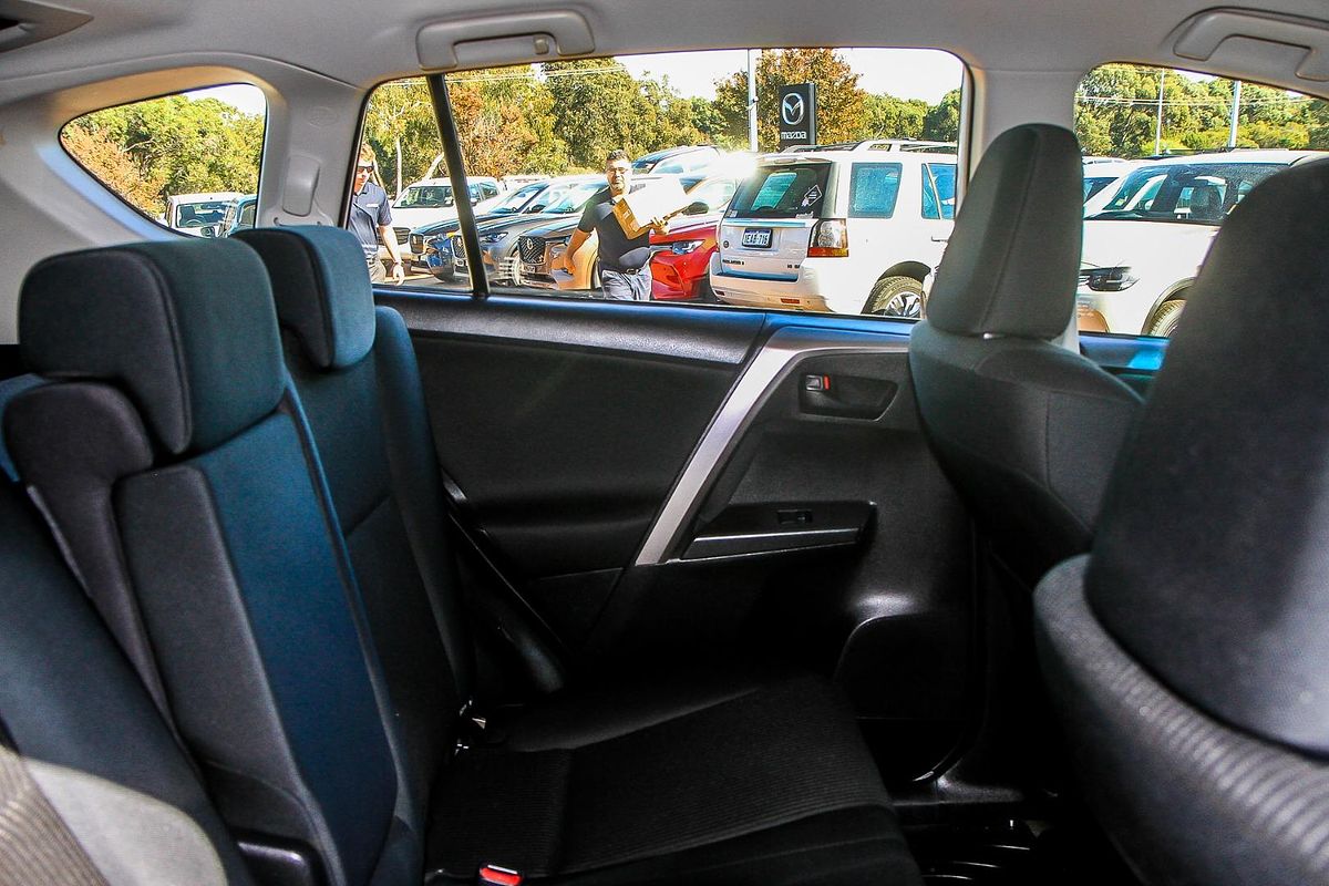 2015 Toyota RAV4 GX ZSA42R