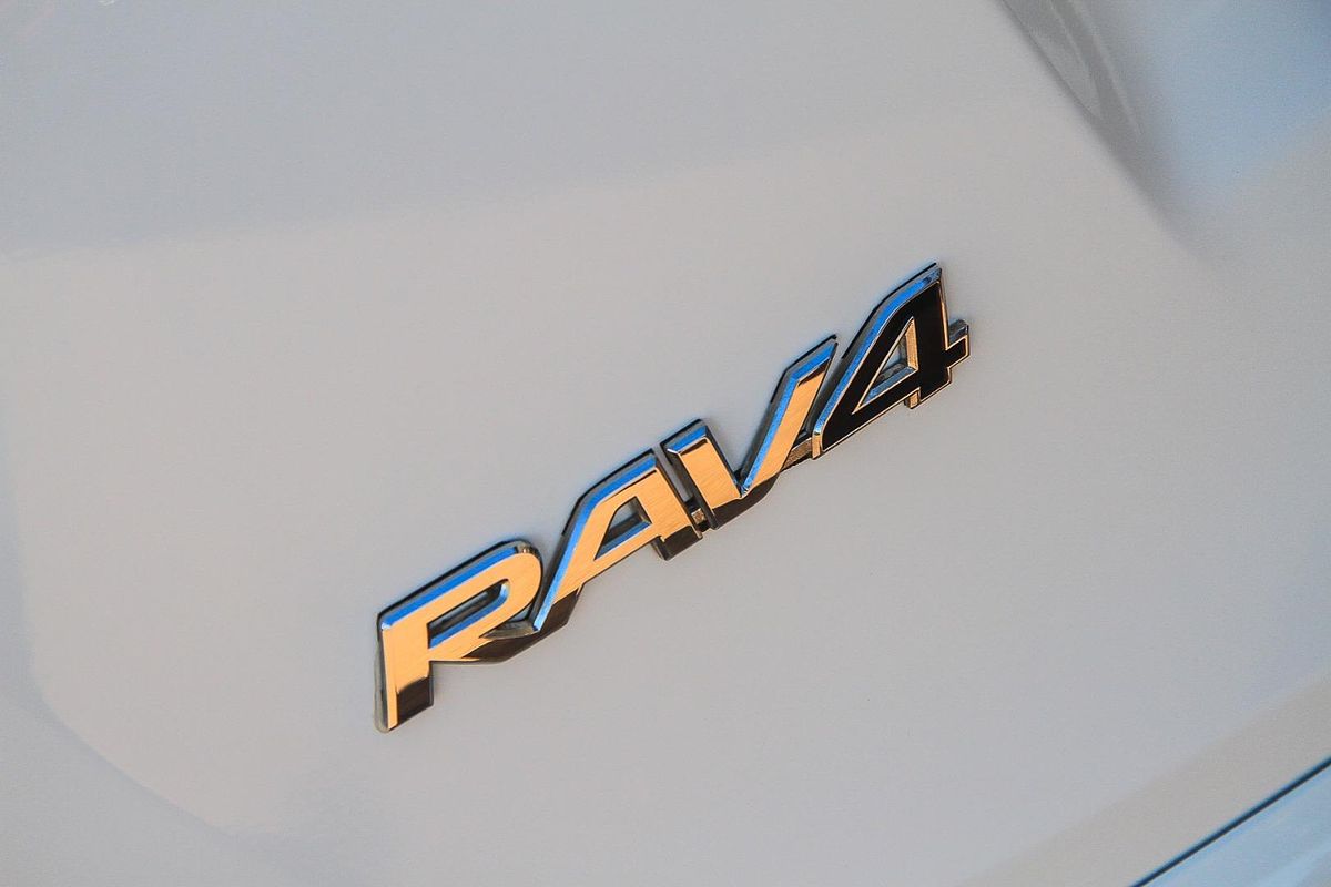 2015 Toyota RAV4 GX ZSA42R