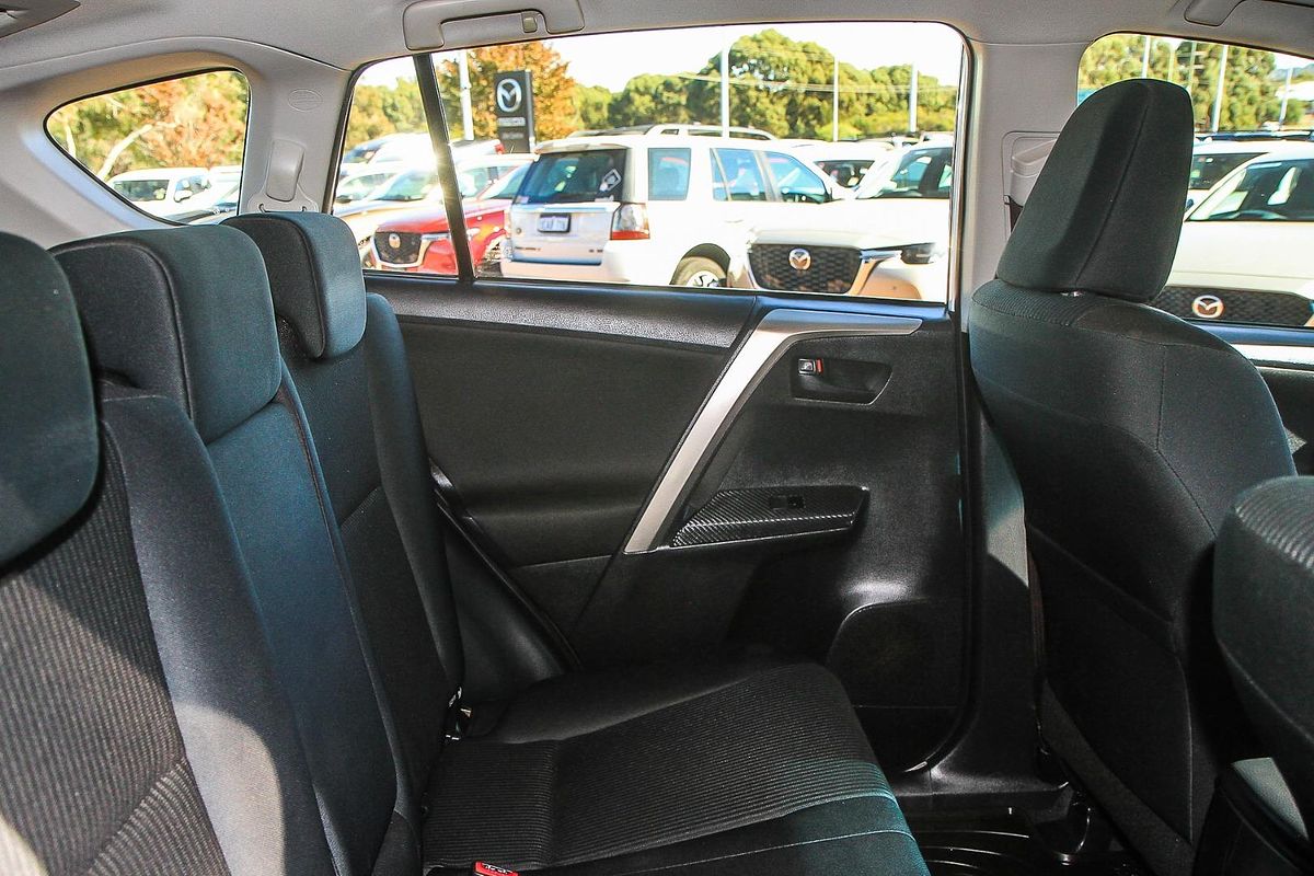 2015 Toyota RAV4 GX ZSA42R