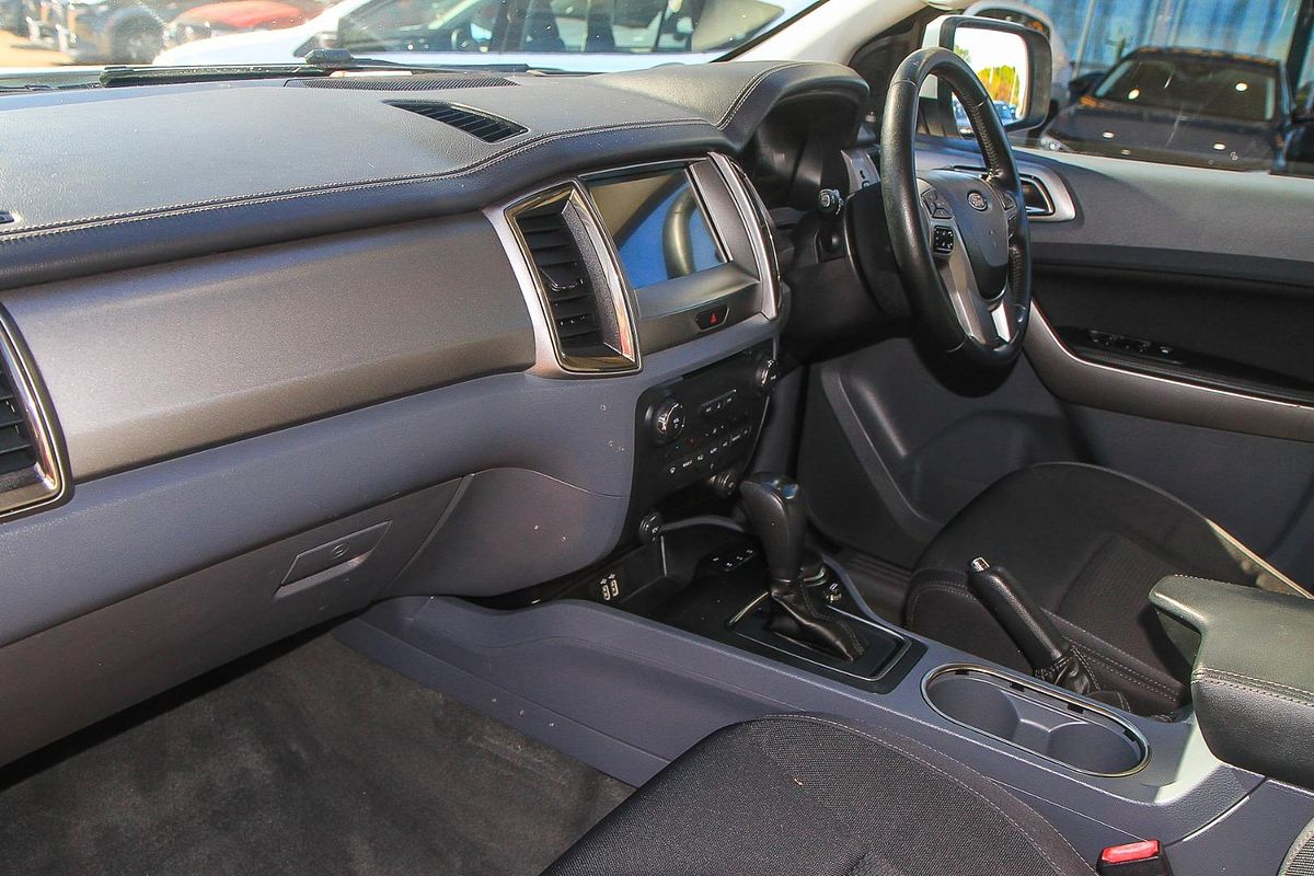 2017 Ford Everest Trend UA