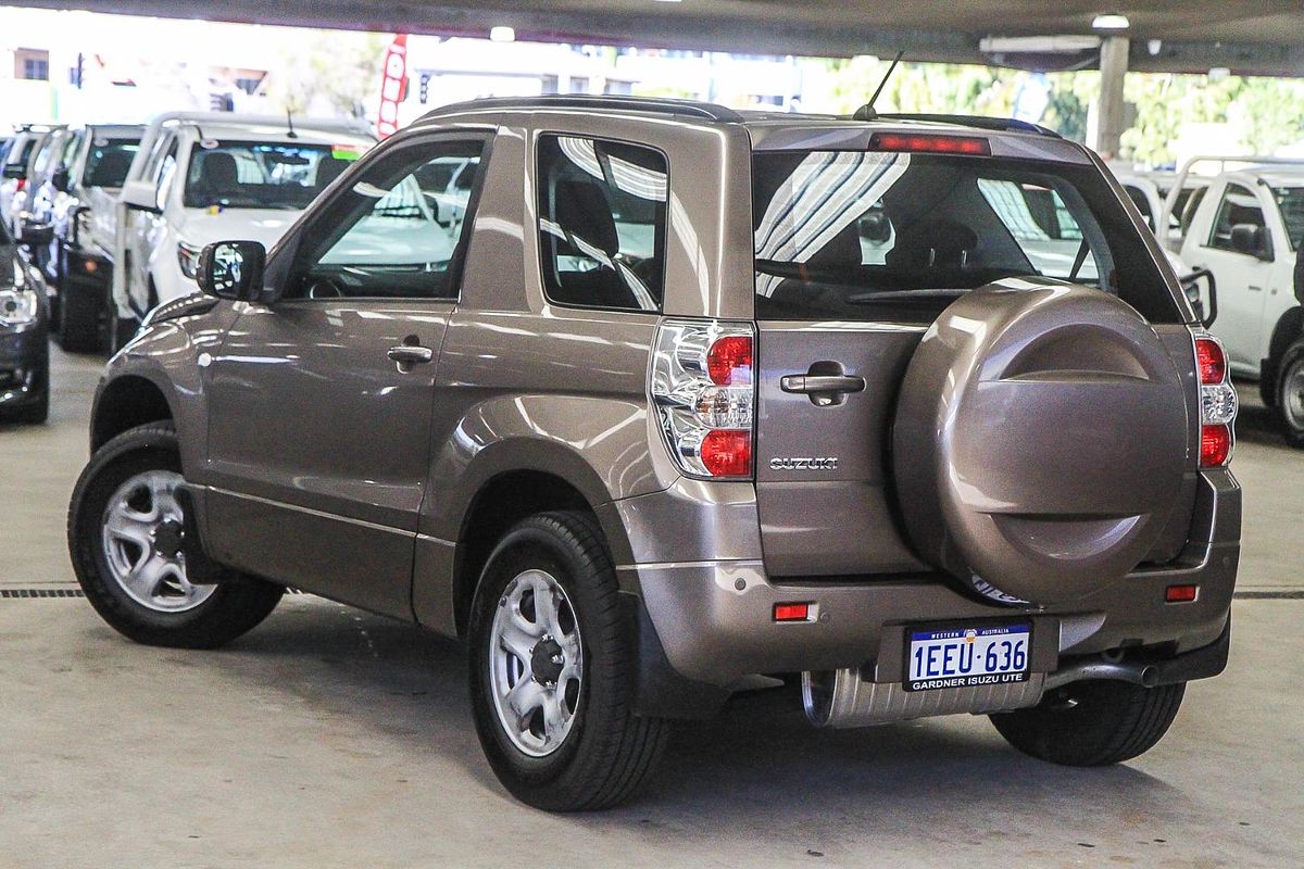 2013 Suzuki Grand Vitara JB