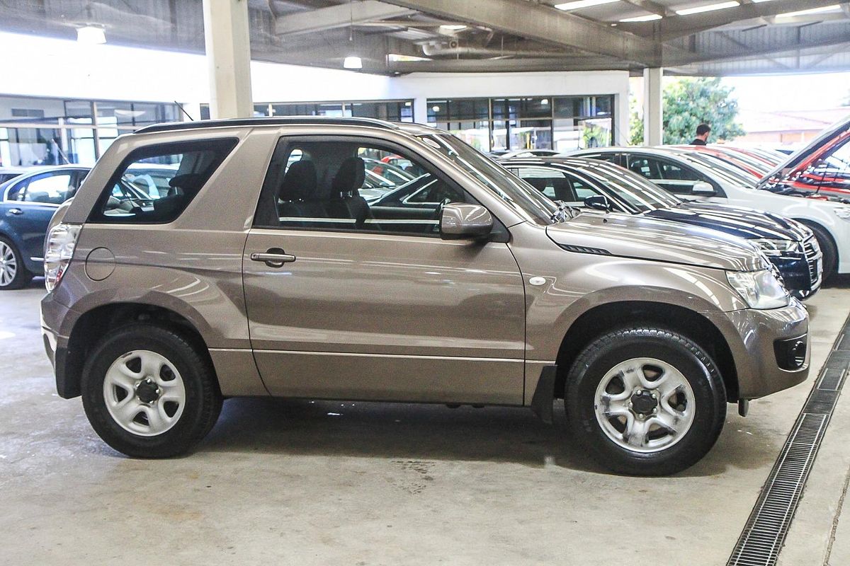 2013 Suzuki Grand Vitara JB