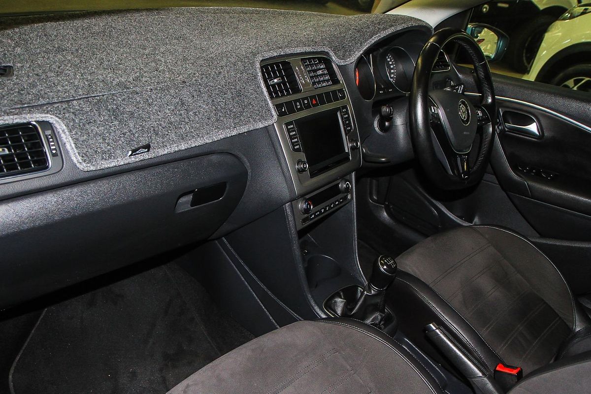 2017 Volkswagen Polo 81TSI Urban+ 6R