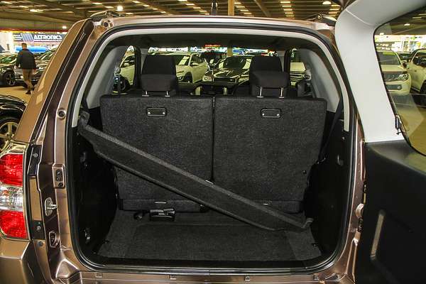 2013 Suzuki Grand Vitara JB