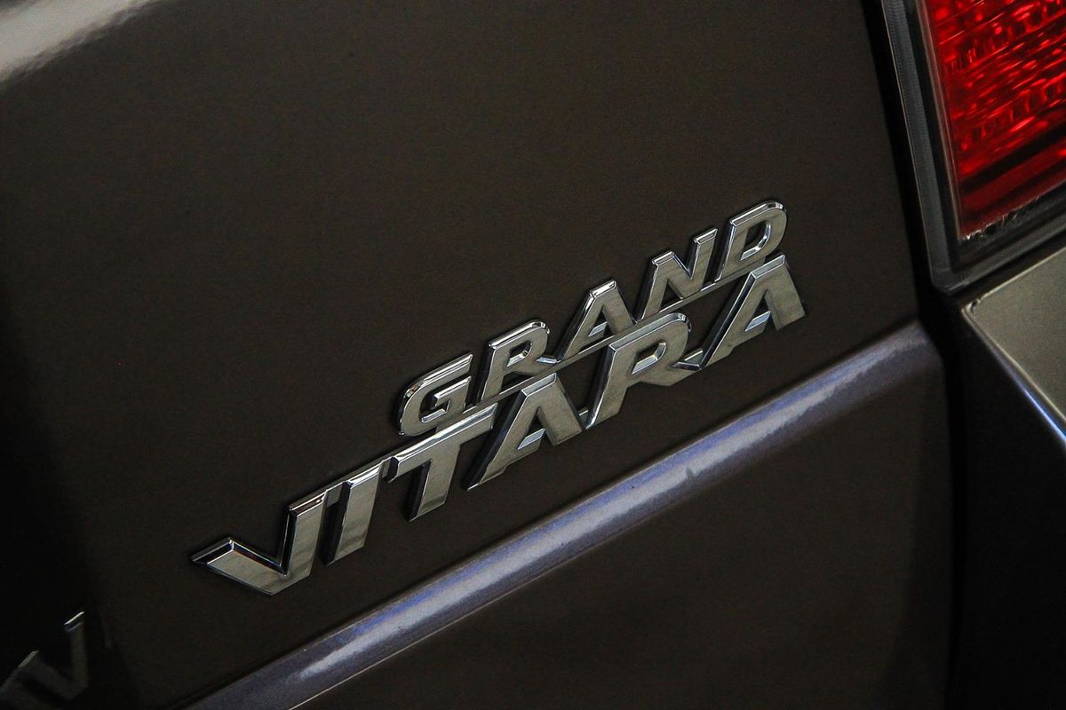 2013 Suzuki Grand Vitara JB