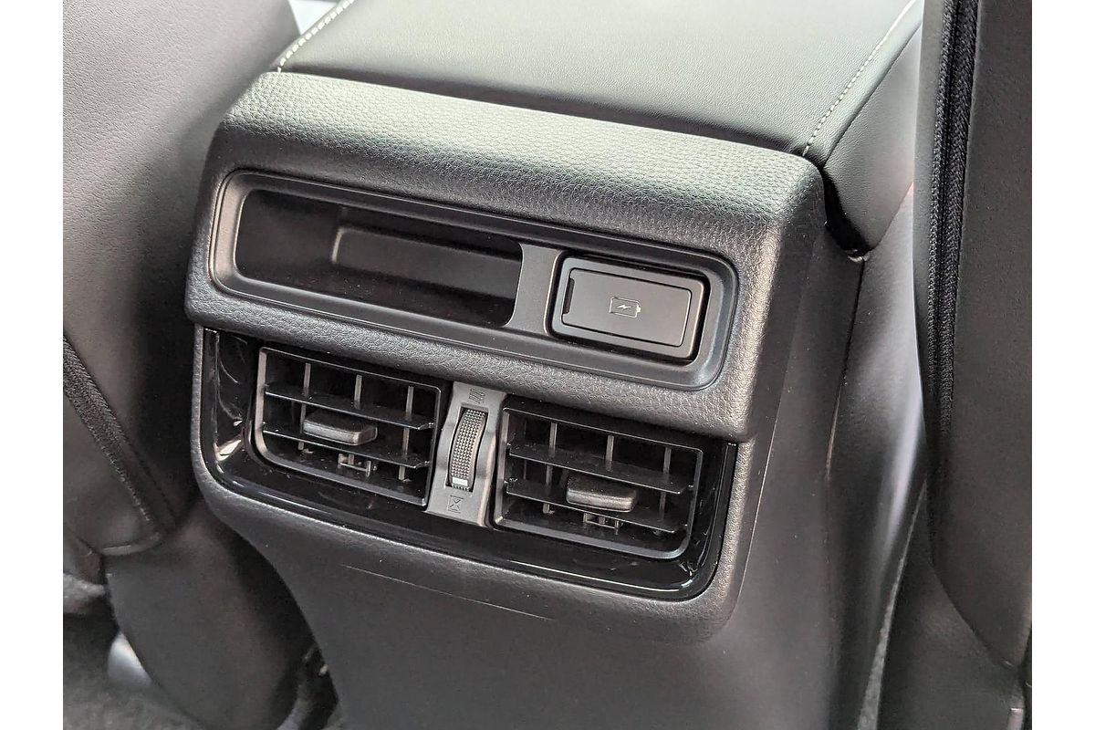 2025 Isuzu D-MAX BLADE 4X4