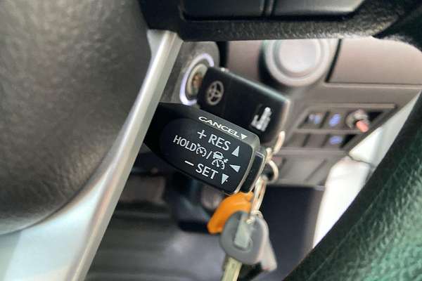 2020 Toyota Hilux SR GUN126R 4X4