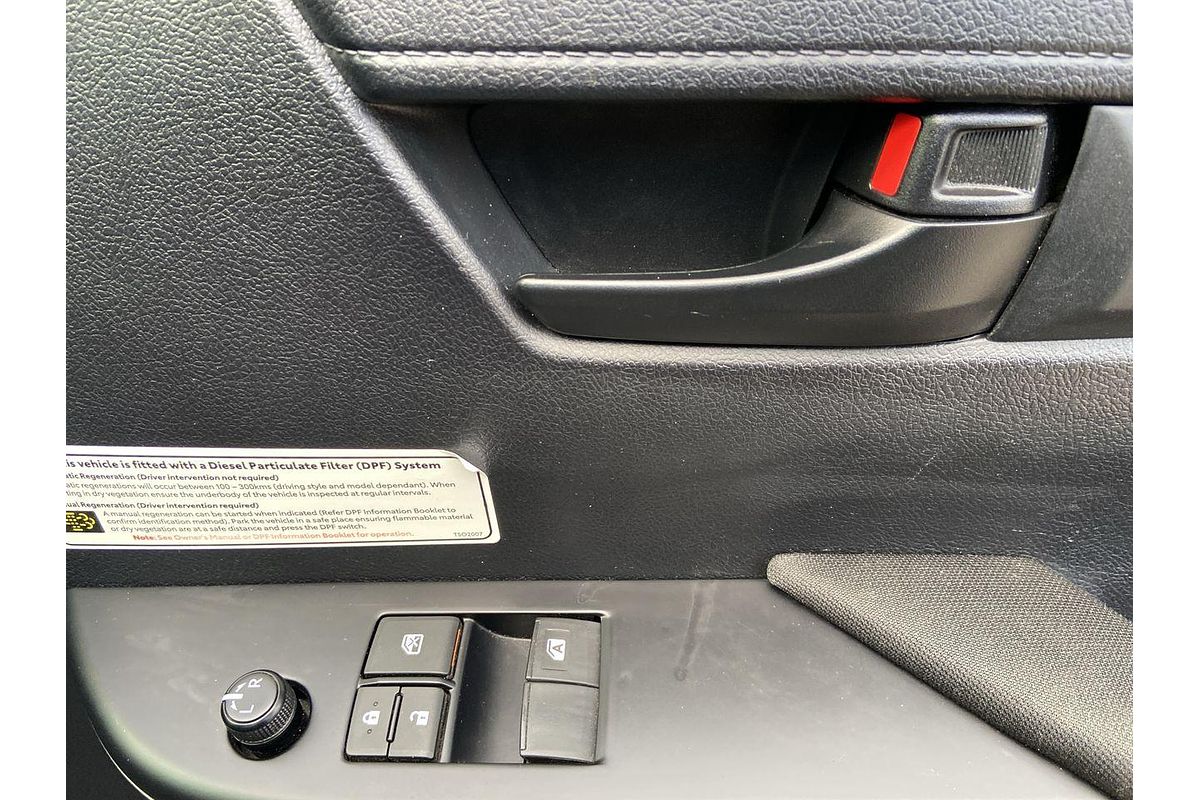 2020 Toyota Hilux SR GUN126R 4X4