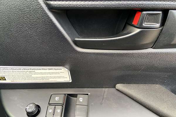 2020 Toyota Hilux SR GUN126R 4X4