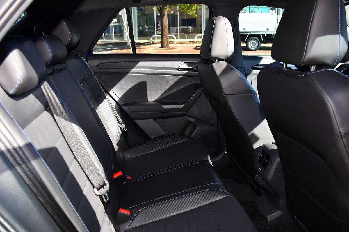 2024 Volkswagen T-Roc R D11